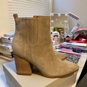 Marc Fisher Oshay Booties 9.5